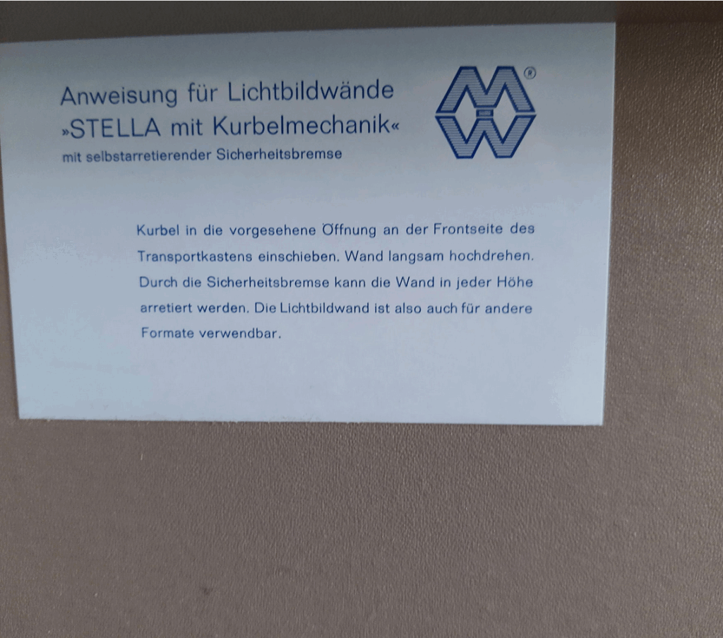 Screenshot 2025 09 02 at 23 18 12 Motor Leinwand Business AV Loesung Aus Alt Mach Neu Die Leinwandmontage