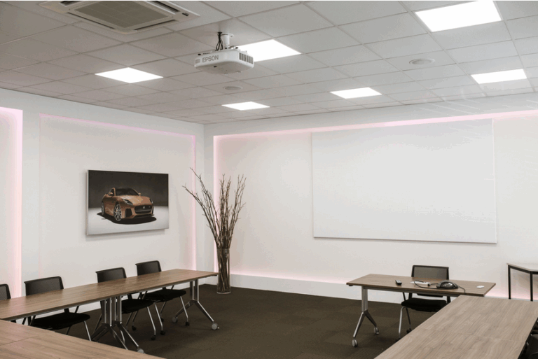 Screenshot 2025-09-08 at 15-37-04 Business Beamer Düsseldorf Heimkinopartner und Businesspartner Düsseldorf