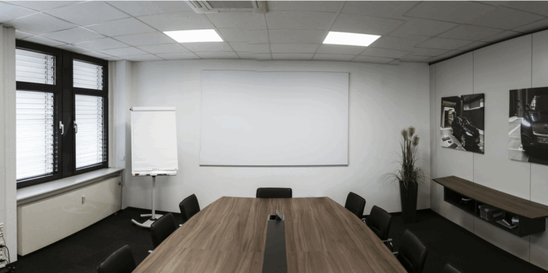 Screenshot 2025-09-08 at 15-37-19 Business Beamer Düsseldorf Heimkinopartner und Businesspartner Düsseldorf