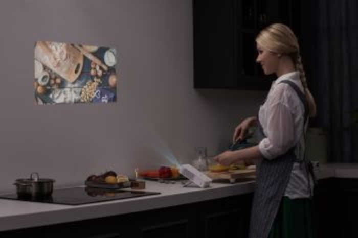 Screenshot 2025 09 21 at 18 30 07 LG PH30JG Mini Beam LED Projektor Beamer und Leinwand Fachhandel