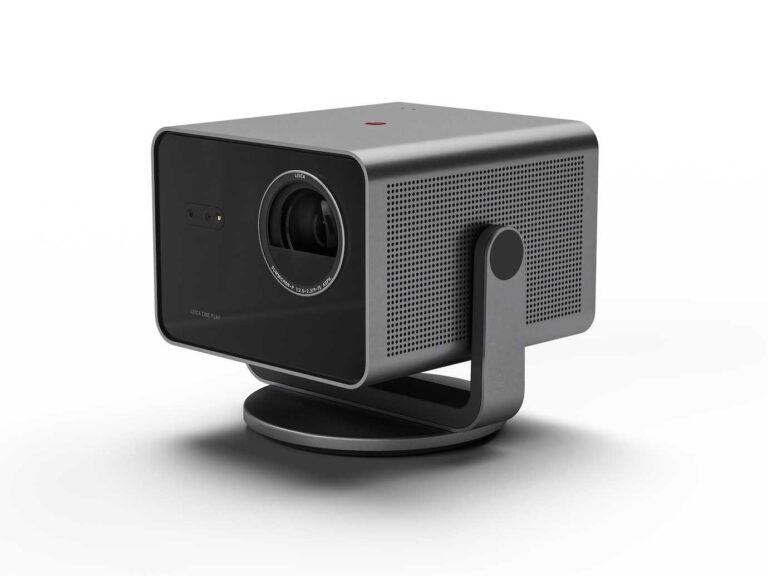 Leica Cine Play 1 4k Triple Laser Beamer mit 3000 Ansi Lumen